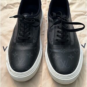 Louis Vuitton shoes size 10